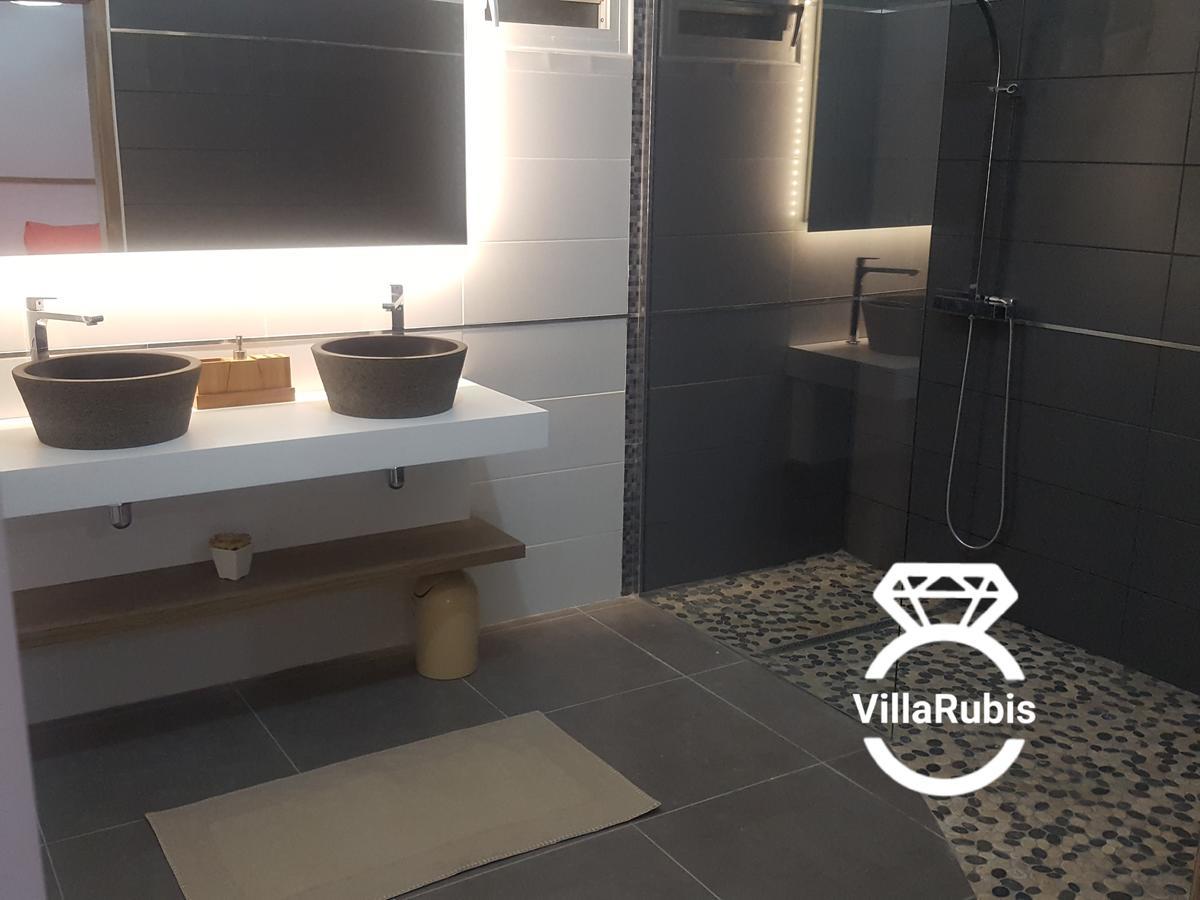Villa Rubis 르 물레 외부 사진